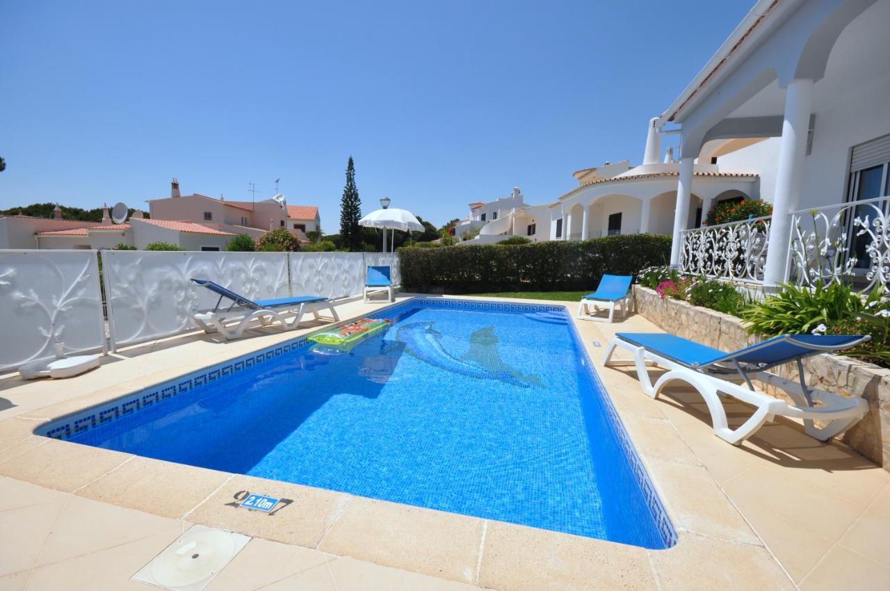 Well-Appointed Villa Is Situated In The Popular Resort Of Vilamoura كوارتيرا المظهر الخارجي الصورة